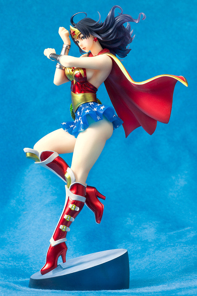 Kotobukiya Bishoujo DC Comics Armored Wonder Woman 2nd Edition Statue